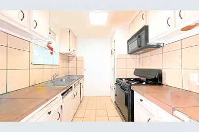 14531 Essendine Lane, Houston, TX 77045 - Photo 7