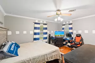 324 Woodlawn St, Sinton, TX 78387 - Photo 13