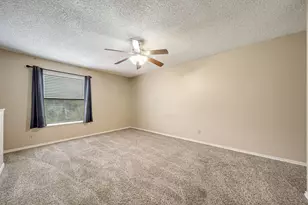 2501 Gulf Freeway, Dickinson, TX 77539 - Photo 7