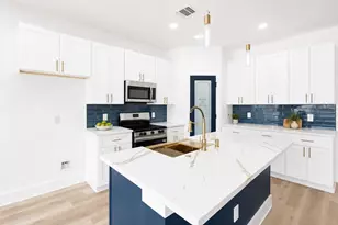 4606 Mallow St, Houston, TX 77051 - Photo 7