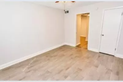 606 Marshall Street #B9, Houston, TX 77006 - Photo 5