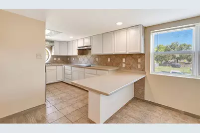 7900 Lane Street #B, Houston, TX 77029 - Photo 11