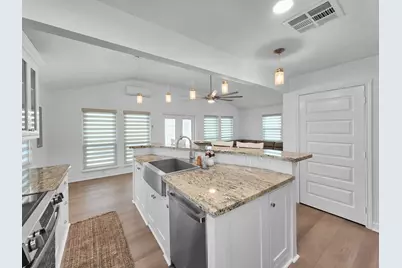 159 Ocean View Drive, Crystal Beach, TX 77650 - Photo 23