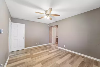 6123 Rena Street, Houston, TX 77092 - Photo 33