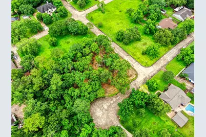 501 Colonial Drive, Friendswood, TX 77546 - Photo 5