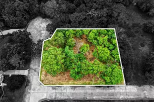 501 Colonial Dr, Friendswood, TX 77546 - Photo 1