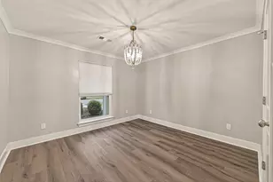 10606 Riverview Dr, Houston, TX 77042 - Photo 11