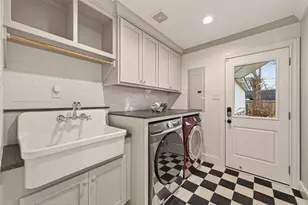 10606 Riverview Dr, Houston, TX 77042 - Photo 7