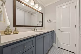 10606 Riverview Dr, Houston, TX 77042 - Photo 35