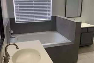 10702 Allens Landing Dr, Houston, TX 77065 - Photo 9