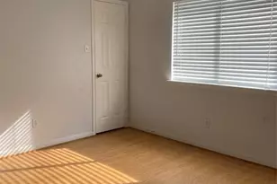10702 Allens Landing Dr, Houston, TX 77065 - Photo 13