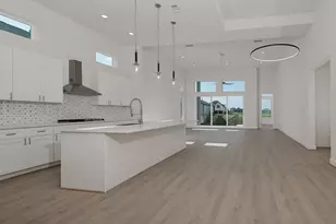 11021 N Lake Mist Ln, Willis, TX 77318 - Photo 9