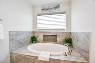 4604 Chartres St, Houston, TX 77004 - Photo 11
