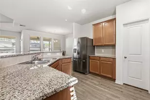 16151 Hidalgo St, Conroe, TX 77303 - Photo 7