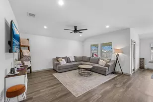 1103 Texel St, Rosharon, TX 77583 - Photo 3