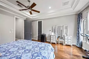 328 Bomar St, Houston, TX 77006 - Photo 17