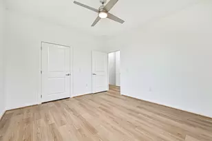 2311 53rd St, Galveston, TX 77551 - Photo 25