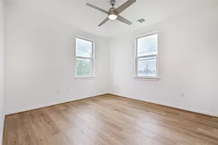 2311 Mary Moody Northern Blvd, Galveston, TX 77551 - Photo 19