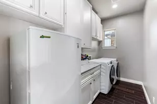 7930 Spring Village Dr, Spring, TX 77389 - Photo 13