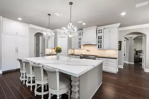 7930 Spring Village Dr, Spring, TX 77389 - Photo 9