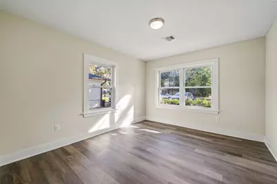 1034 W 43rd Street, Houston, TX 77018 - Photo 31