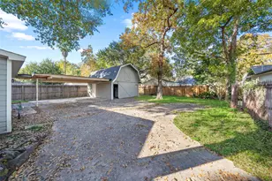 1034 W 43rd St, Houston, TX 77018 - Photo 37