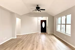 4726 Callery Creek Dr, Houston, TX 77053 - Photo 5