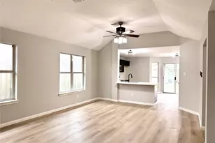 4726 Callery Creek Dr, Houston, TX 77053 - Photo 27