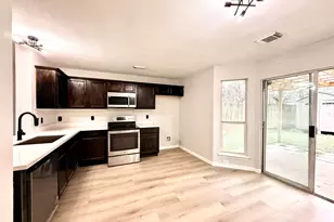 4726 Callery Creek Dr, Houston, TX 77053 - Photo 13