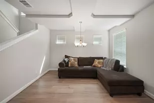 831 Cloverdale Dr, Rosharon, TX 77583 - Photo 3