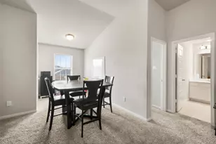 831 Cloverdale Dr, Rosharon, TX 77583 - Photo 9