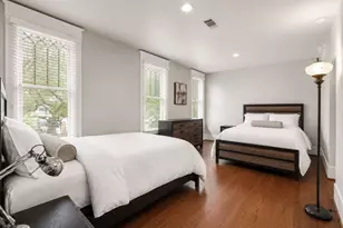 945 Harvard St, Houston, TX 77008 - Photo 21