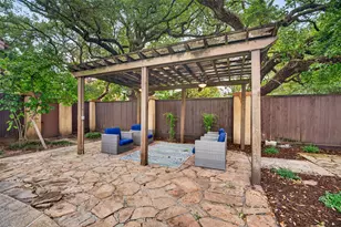 945 Harvard St, Houston, TX 77008 - Photo 29