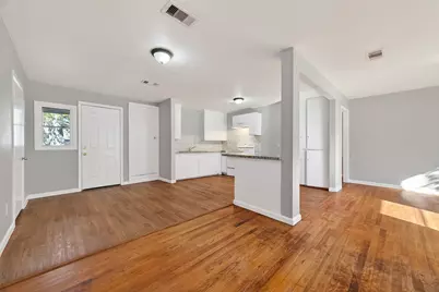 6127 Beldart Street, Houston, TX 77033 - Photo 5