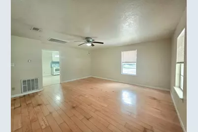 12105 Old County Road, Willis, TX 77378 - Photo 5