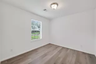 13426 Sanderford Ln, Houston, TX 77083 - Photo 25