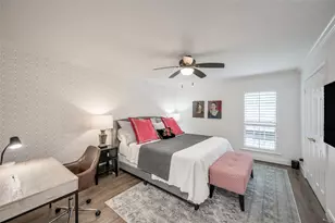 14723 Barryknoll Ln, Houston, TX 77079 - Photo 19