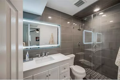 14723 Barryknoll Lane #107, Houston, TX 77079 - Photo 21