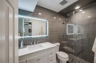 14723 Barryknoll Ln, Houston, TX 77079 - Photo 21