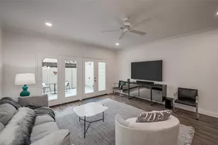 14723 Barryknoll Ln, Houston, TX 77079 - Photo 11