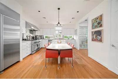 1325 Milford, Houston, TX 77006 - Photo 11