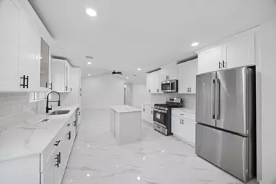 6415 Upshaw Drive, Houston, TX 77396 - Photo 11