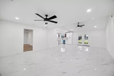 6415 Upshaw Drive, Houston, TX 77396 - Photo 9