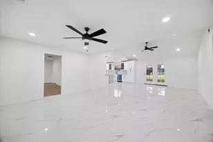 6415 Upshaw Dr, Houston, TX 77396 - Photo 9