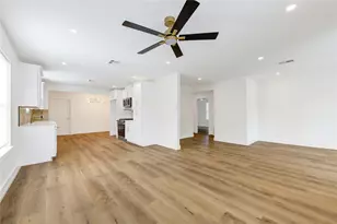 6923 Keller St, Houston, TX 77087 - Photo 5