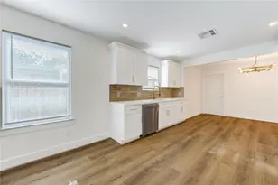 6923 Keller St, Houston, TX 77087 - Photo 9
