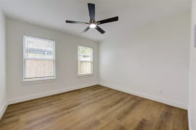 6923 Keller Street, Houston, TX 77087 - Photo 15