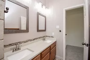 1201 Wildwood Dr, Deer Park, TX 77536 - Photo 37
