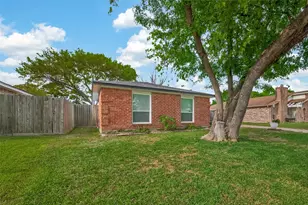 10014 Walnut Glen Dr, Houston, TX 77064 - Photo 3