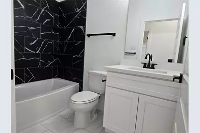 9808 Pelsey #B, Houston, TX 77029 - Photo 7